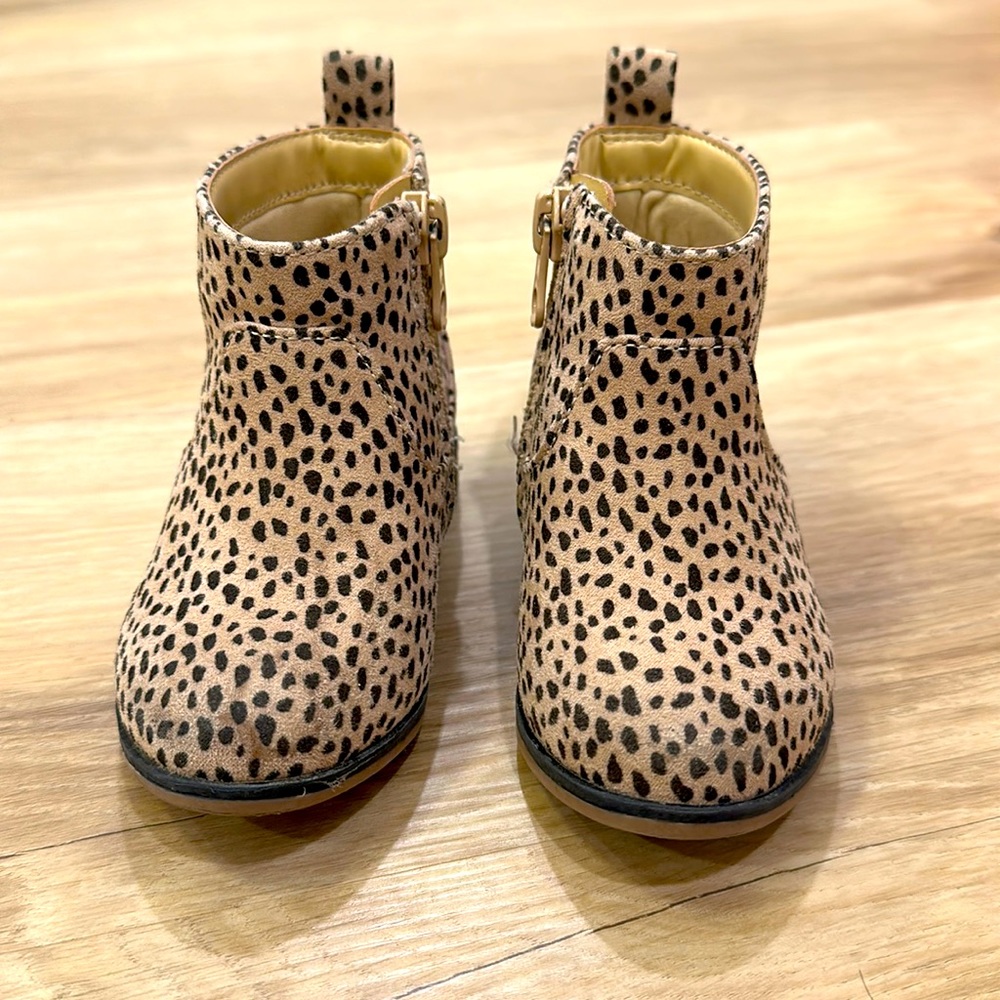 Leopard Cat and Jack Ankle zip up boots